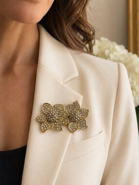 Vintage Gold-Tone Rhinestone Double Flower Brooch Statement Pin